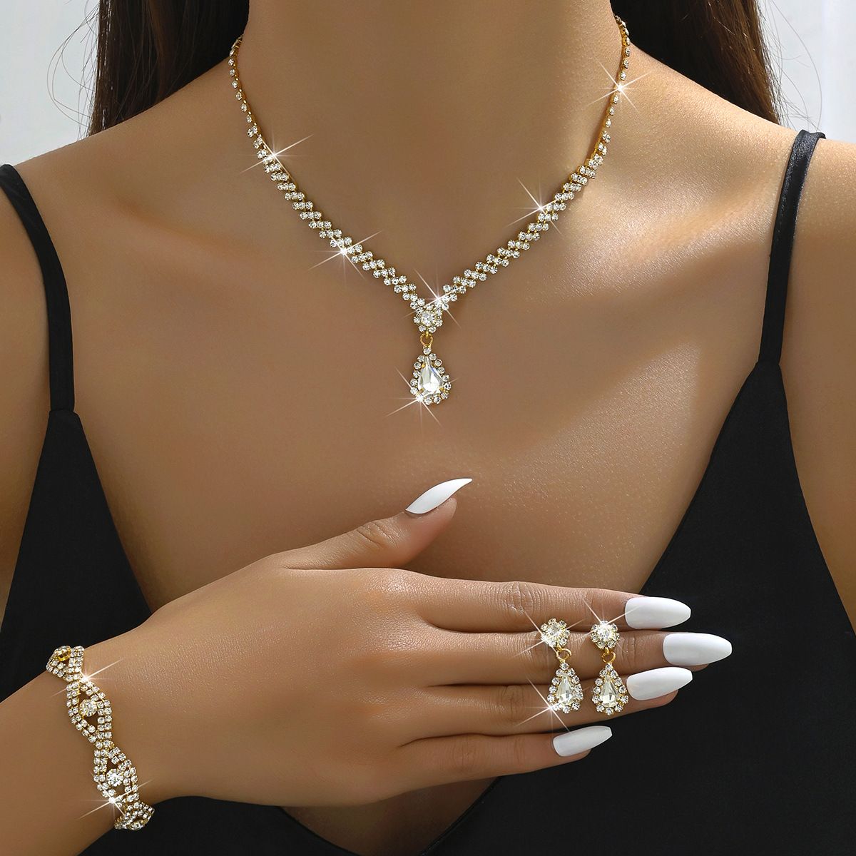 Gold Fashion OL Claw Chain Rhinestone Bridal Jewelry Full Diamond Tassel Necklace Earrings Bracelet Set_ipsvogv.com