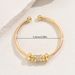 Minimally designed Korean style women's with personalized inlay of zircon, geometric niche design, high-end feel,_ipsvogv.com