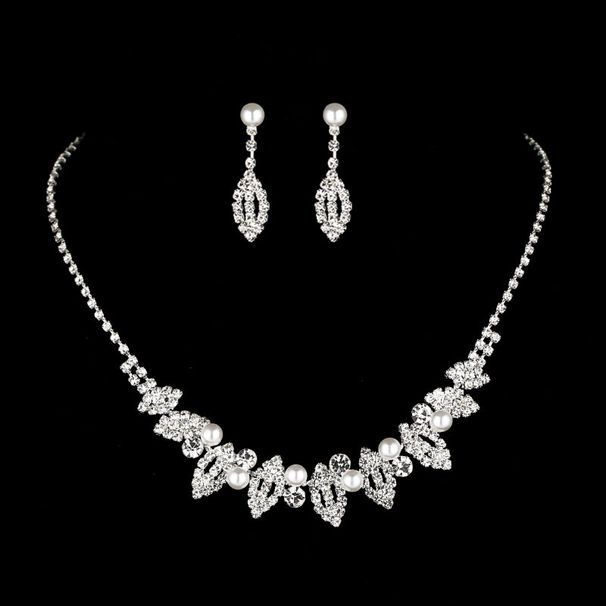 Silver Pearl & Diamond Bridal Jewelry Set - Necklace & Earrings (Elegant Ladies Celebration Accessories, Full Diamond Inlay)_ipsvogv.com