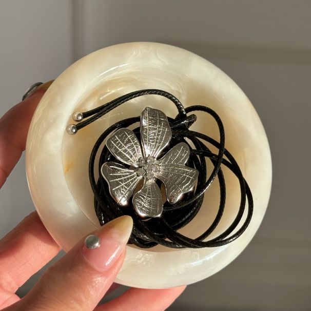 Unisex Gold Plated Titanium Steel 200CM Flower Stacking Retro Flower Leather Rope Necklace_ipsvogv.com