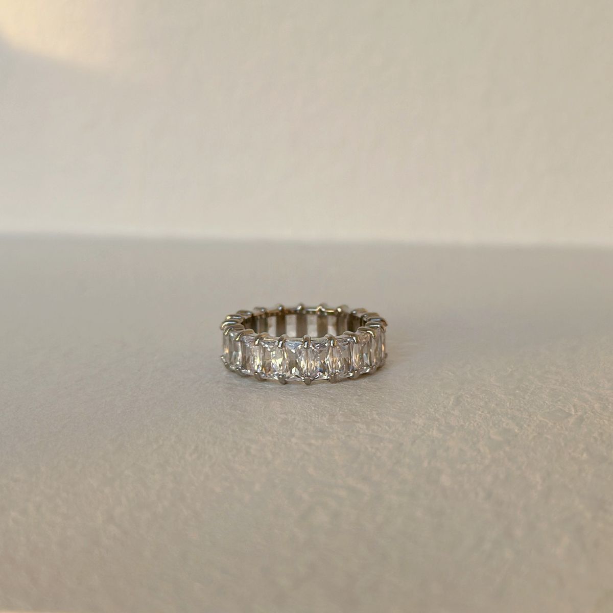 INS Electroplated Titanium Steel Rectangular Coral Color Zircon Ring_ipsvogv.com