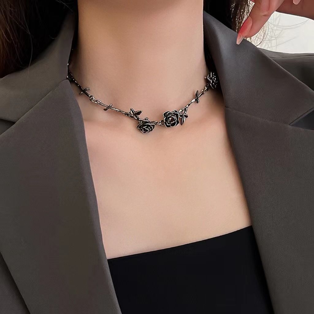 Dark Wind Mountain Camellia For Women, Versatile Fashion Network, Red Tide Flow, Collarbone Chain, High End Niche_ipsvogv.com