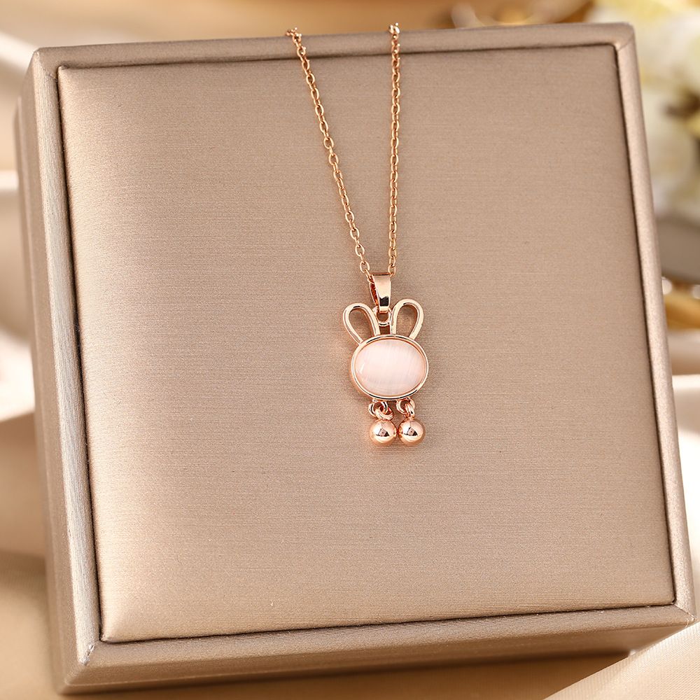 Korean Fashion New Cartoon Cat Eye Stone Rabbit Necklace, Female Niche Design, Titanium Steel Lock Bone Chain Jewelry_ipsvogv.com