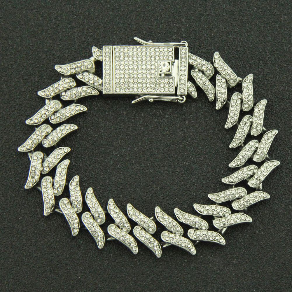 Men's Creative New Product Full Diamond Cuban Chain Trendy Hip Hop Short Thorn Necklace Ornament_ipsvogv.com
