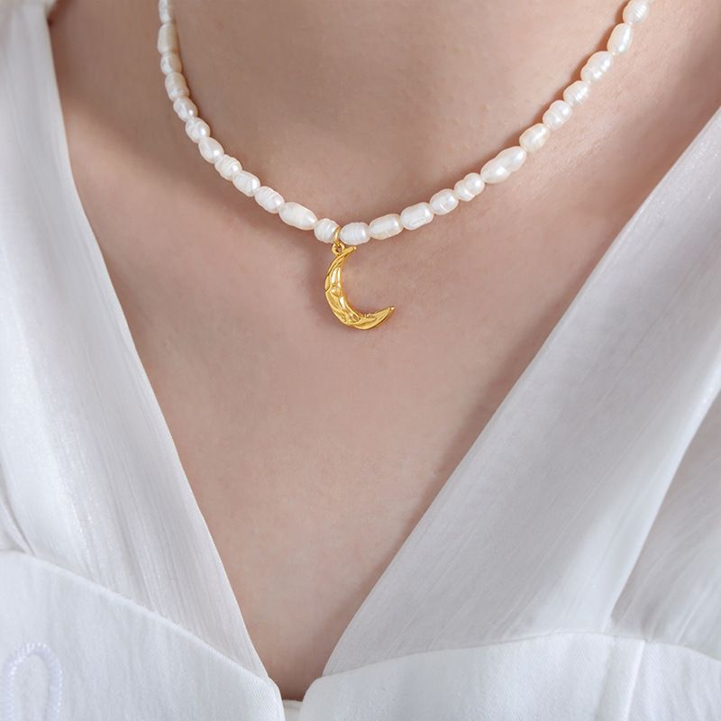 Moon Crescent Pendant Natural Freshwater Pearl Necklace Versatile, Unique Personality, Temperament, Clavicle Chain,_ipsvogv.com