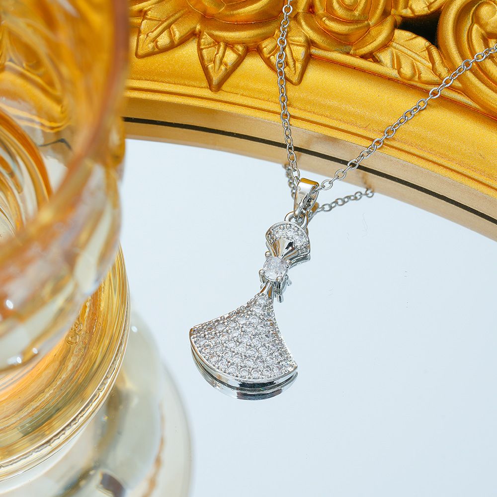 Full Diamond Small Skirt Low Luxury Necklace Women's Ins Simple Fan-shaped Skirt Pendant Internet Celebrity Hot Necklace_ipsvogv.com