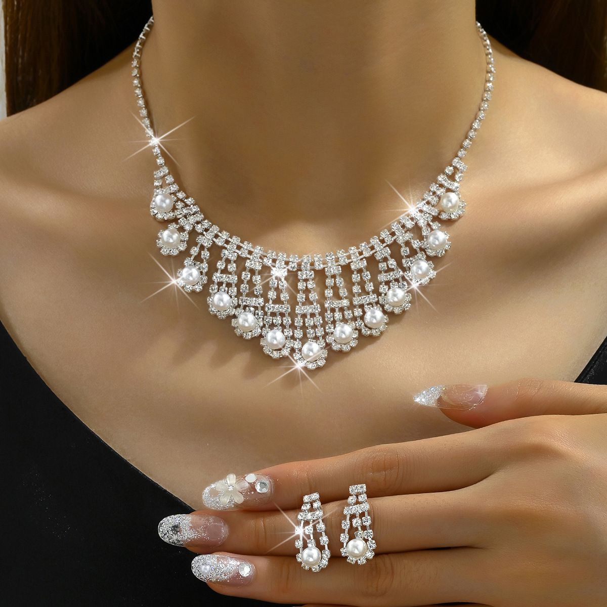 EUROPEAN BRIDE - Pearl & Rhinestone Bridal Jewelry Set (Wedding Necklace & Earrings)_ipsvogv.com