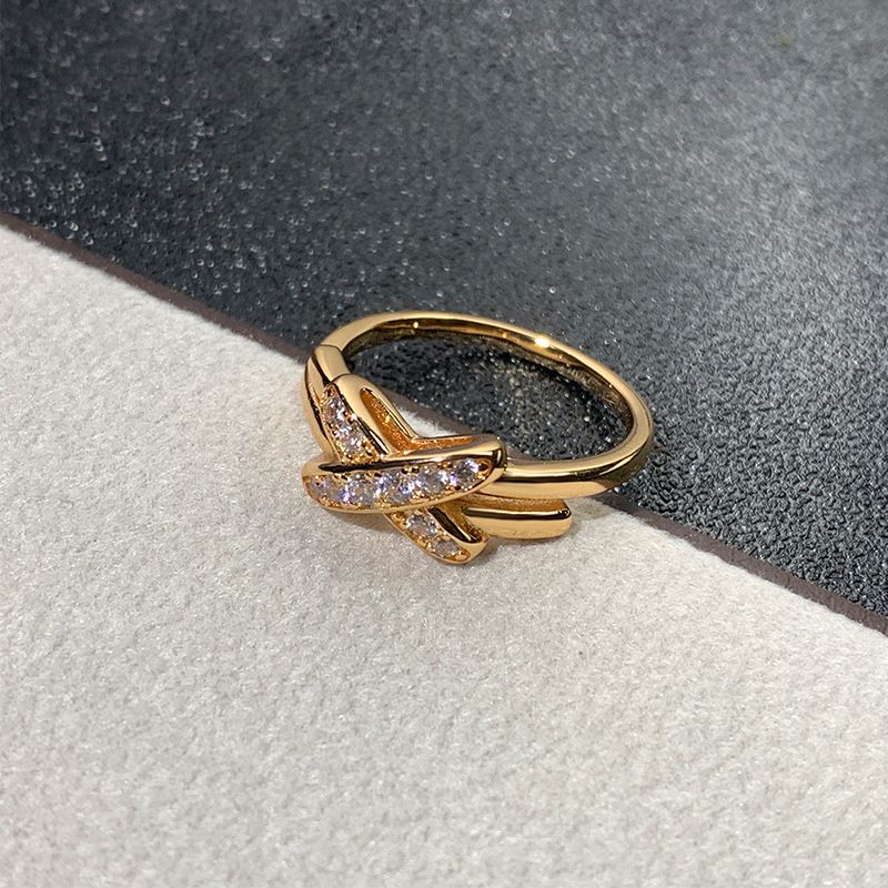 Designer High Edition Light Luxury Pair Ring Versatile Liens Simple V-Gold Ring Women's Fashion Cross Ring_ipsvogv.com