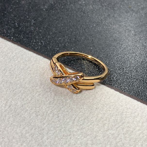 Designer High Edition Light Luxury Pair Ring Versatile Liens Simple V-Gold Ring Women's Fashion Cross Ring_ipsvogv.com