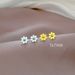 【 Full body titanium steel 】 Mori flower minimalist style Cold men and women Personalized temperament Banquet earrings_ipsvogv.com