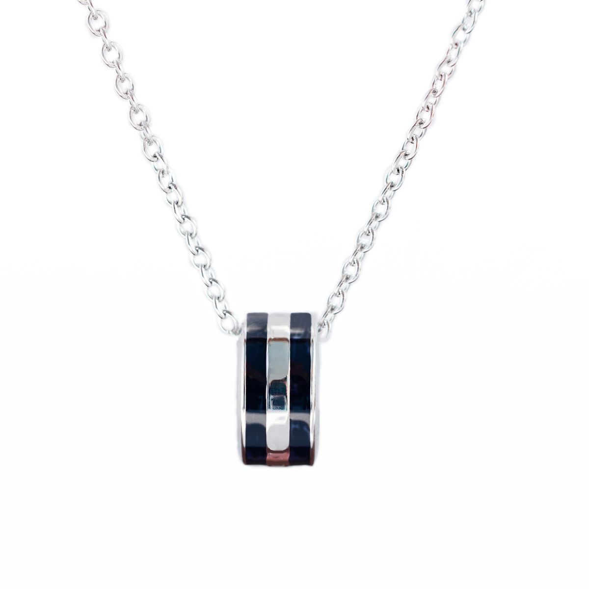 Series DW Pendant Temperament Micro Inlaid Zircon Titanium Steel Non Fading Necklace_ipsvogv.com