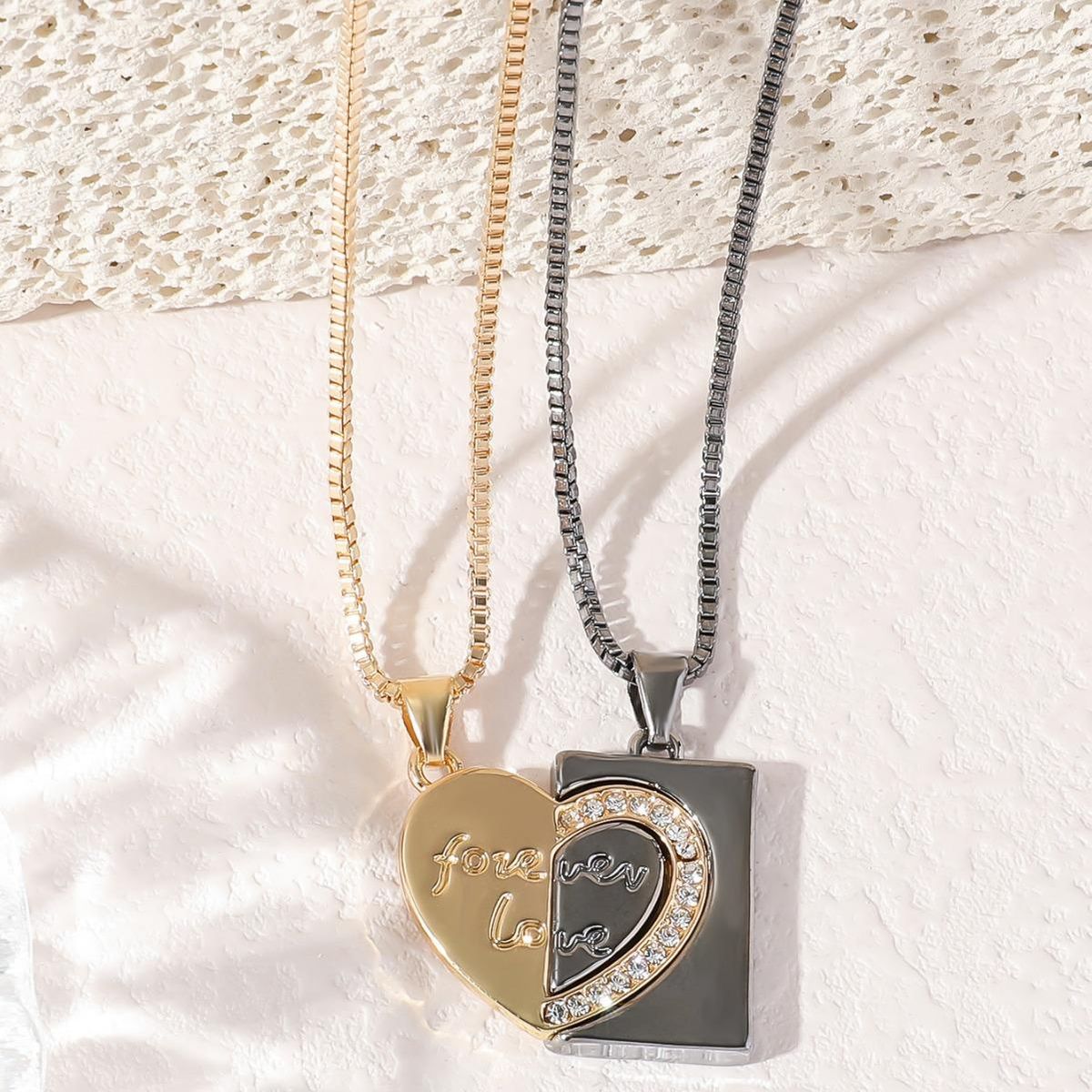 Couple Love Heart Pendant Necklaces for Women Men Hip Hop Punk Necklace Couple Jewelry Gift Metal Chain_ipsvogv.com