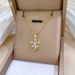【 】 Green Leaf Five Petal Flower Light Luxury Charm Gorgeous Full Diamond Necklace Women's Versatile Clavicle Chain_ipsvogv.com