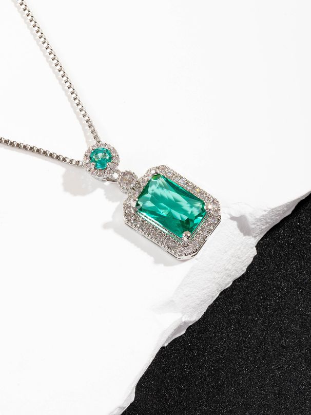 Light Luxury Temperament Square Copper Micro Inlaid Zircon Pendant Necklace For Women's Niche Collarbone Chain Jewelry_ipsvogv.com