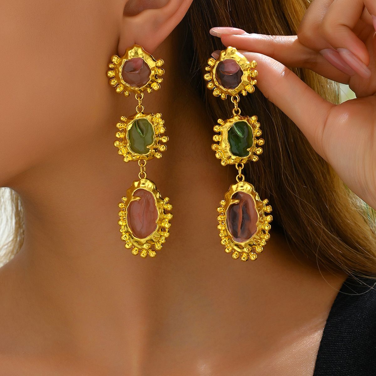 Fashionable with crystal inlay for women, exaggerated personality, multi-layered earrings, versatile earrings_ipsvogv.com