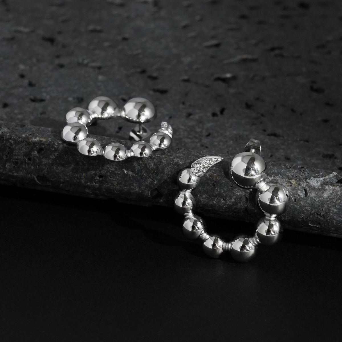 INS Retro Plated Titanium Steel Fine Polished Round Beads Micro Inlaid Zircon Earrings_ipsvogv.com