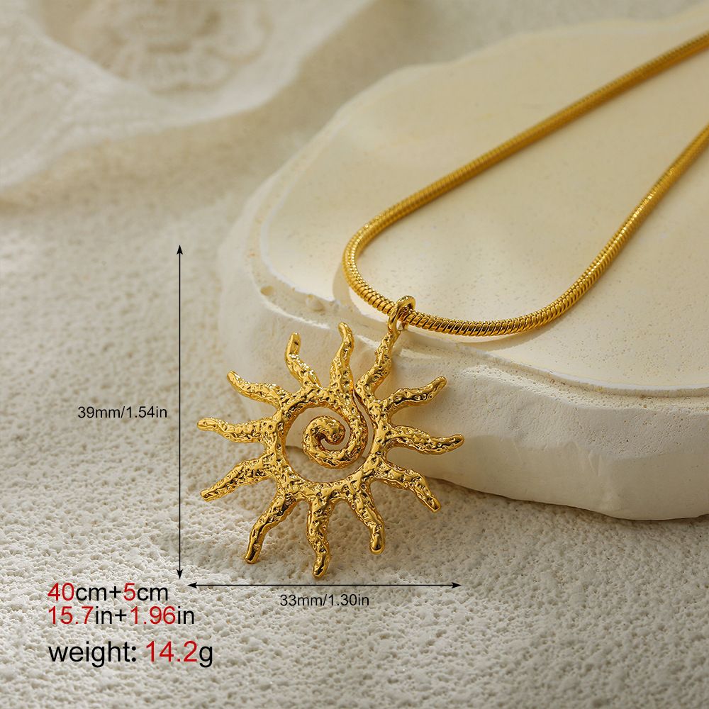 Sun Snake Bone Chain Pendant Necklace Fashion Personality Niche Design Stainless Steel Clavicle Chain_ipsvogv.com