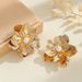 Fashionable Pearl Flower-Shaped Gold-Plated With Inlaid Pearls For Women, Light Luxury And Elegant Stud Earrings_ipsvogv.com