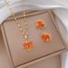 】 Maple 【 Leaf Light Luxury Banquet Necklace Set Female Internet Celebrity Versatile Clavicle Titanium Steel Chain 【 】_ipsvogv.com