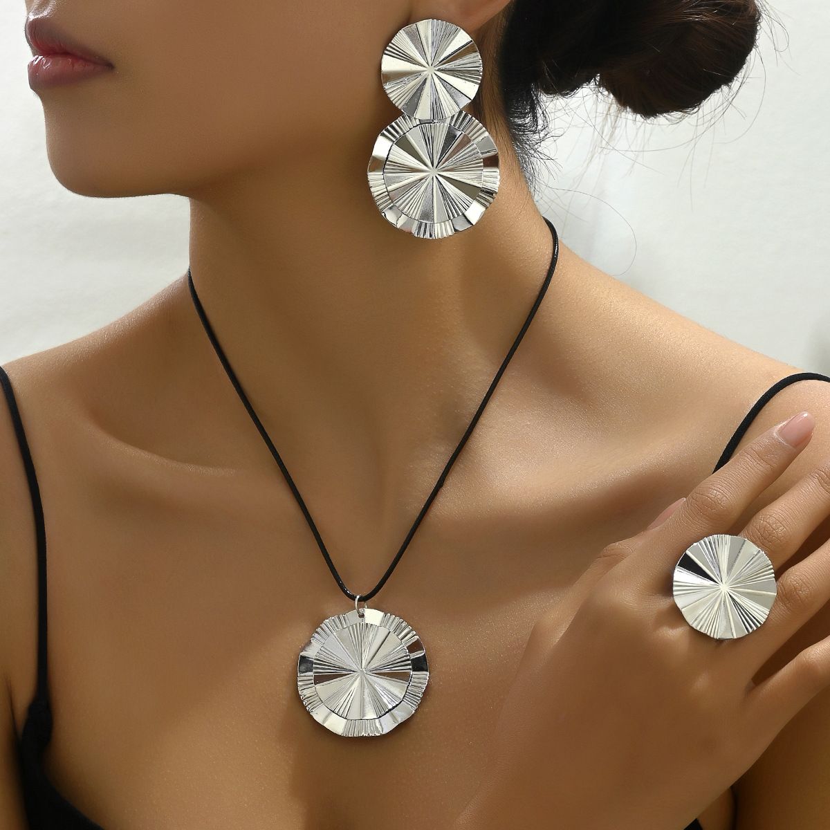 Personalized hip-hop earring necklace set with fashionable double-layer design earri, simple and versatile women's_ipsvogv.com