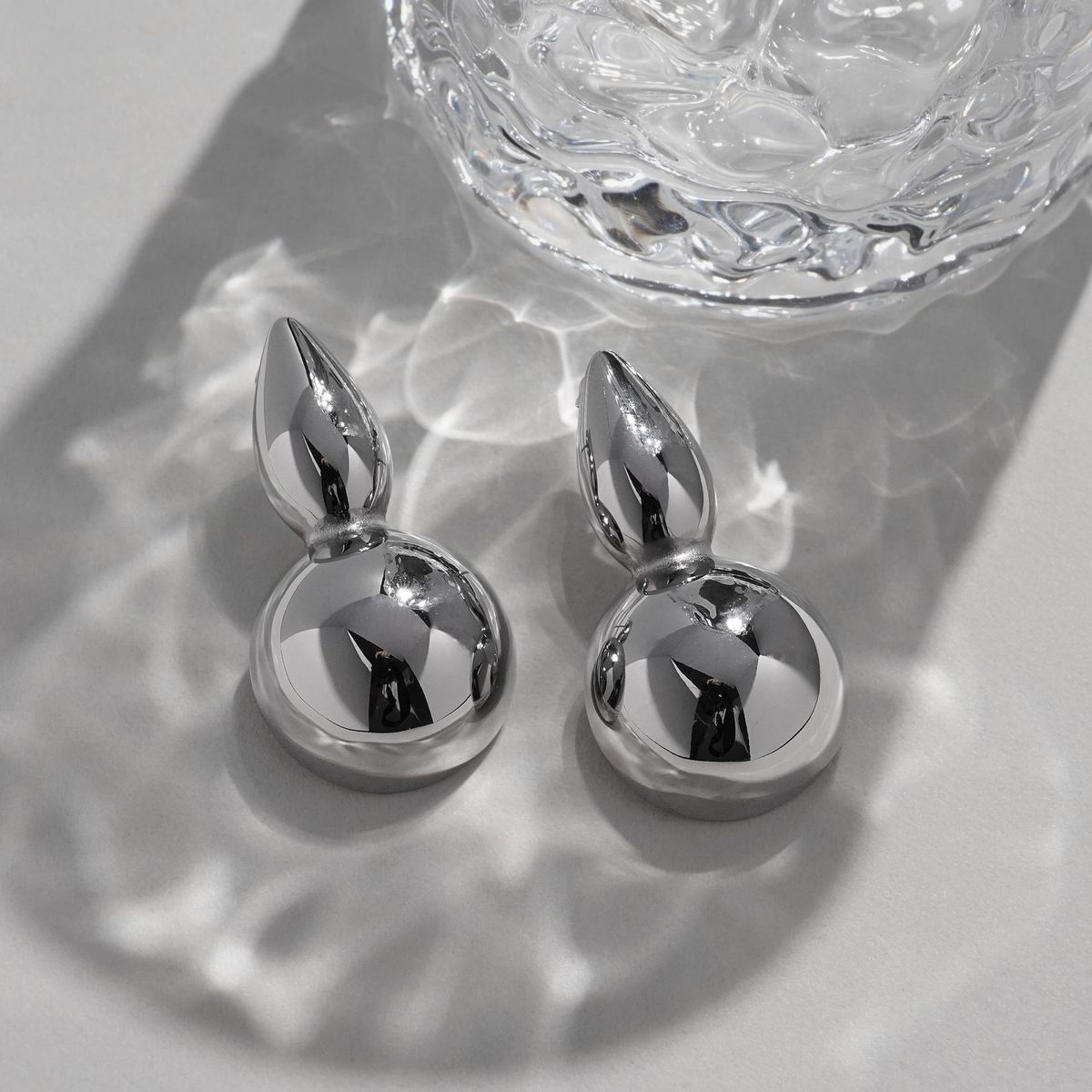 Unisex Spring And Summer INS Retro Gold Plated Titanium Steel Polished Gourd Gold And Silver Earrings_ipsvogv.com