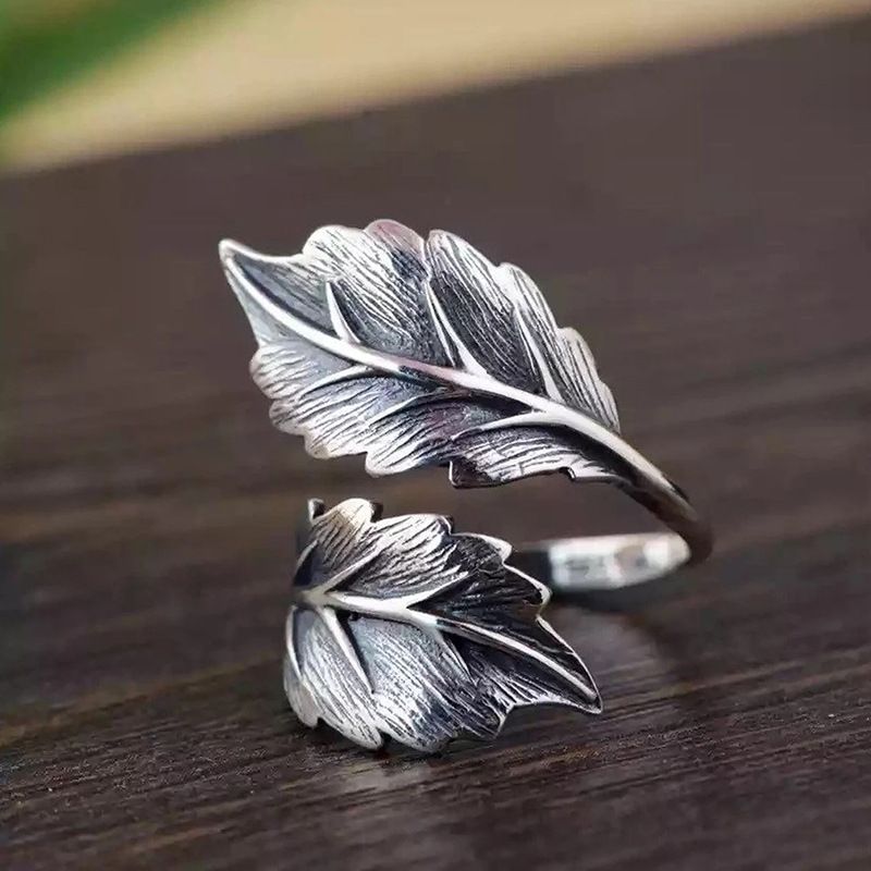 Cao Shi's For Women Exaggerated Personality And Fashionable Vintage Wide Face Leaf Ring With Adjustable Opening_ipsvogv.com