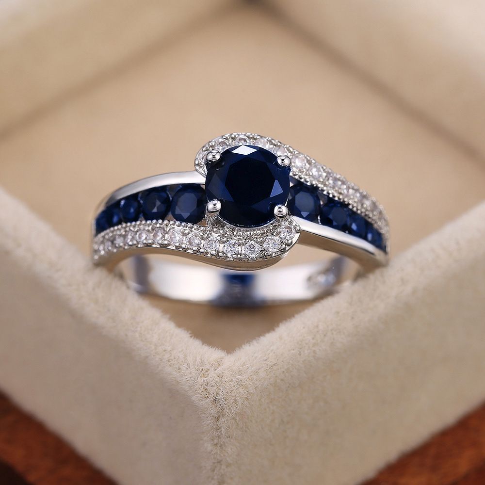 Cao Shi Inlaid Black Zircon Ring Fashion OL Women's Gift Headpiece_ipsvogv.com