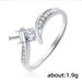 Cao Shi Recommends Wedding With Happy Embrace And Twisted Arms. Zircon Is A Classic Platinum Ring Accessory For Women_ipsvogv.com