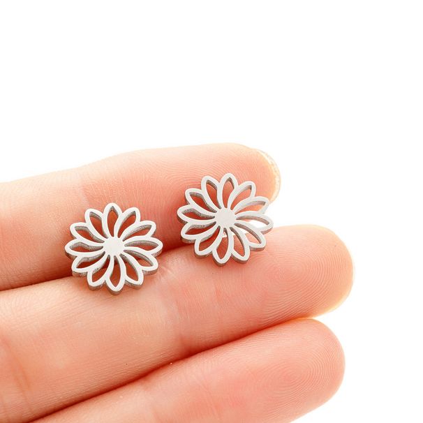 New Fashion Sweet Earrings Stainless Steel Cute Hollow Forest Daisy Flower Earrings Spot_ipsvogv.com