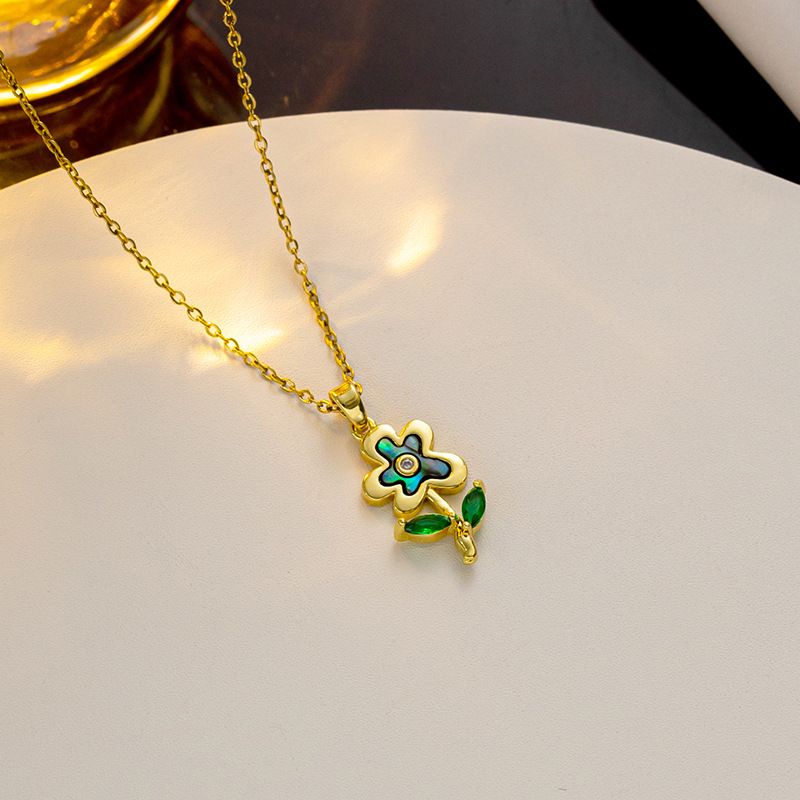 Titanium Steel Necklace Abalone Shell Small Flower Rose Pendant Plated With True Gold_ipsvogv.com
