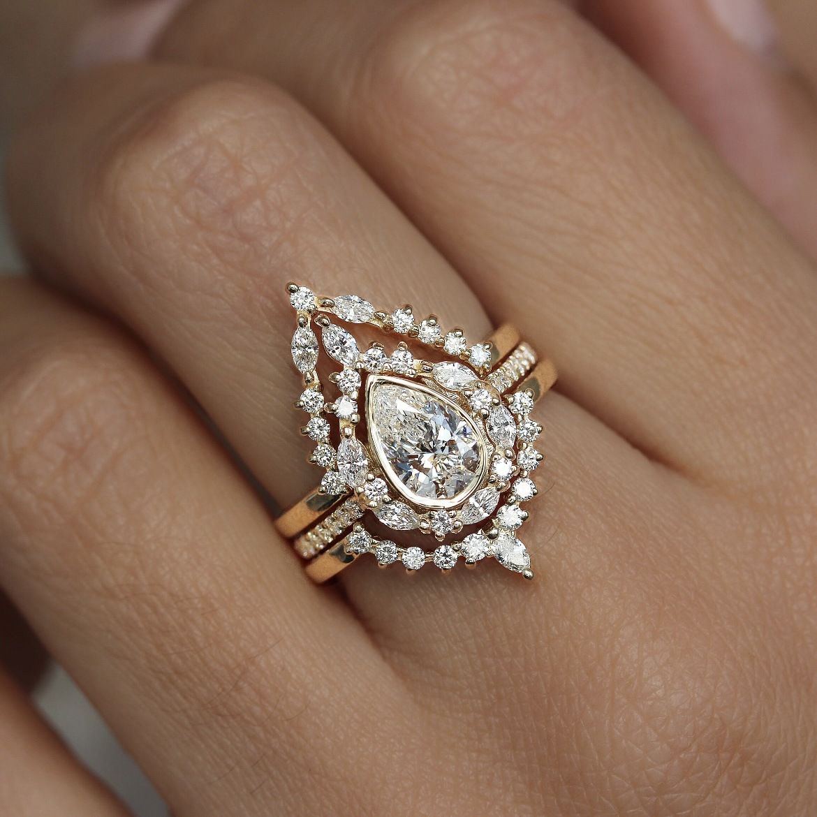 3-Piece Gold Zircon Set Jewelry Women's Full Diamond Luxury Ring_ipsvogv.com