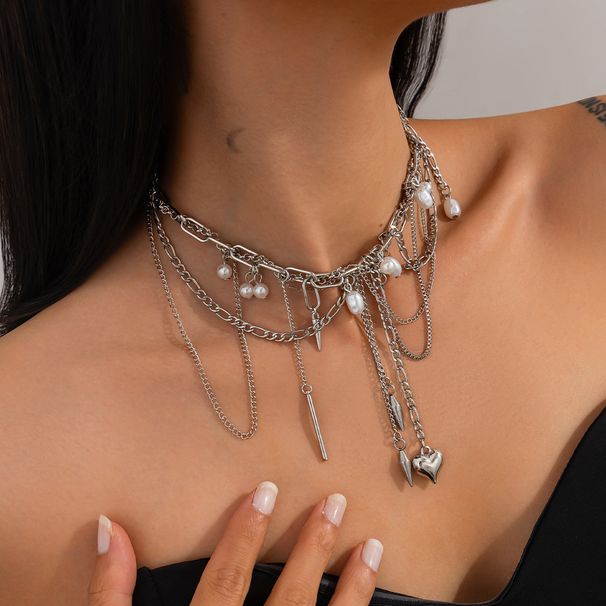Exaggerated love rivet pendant sweet hot girl niche metal chain tassel necklace female_ipsvogv.com