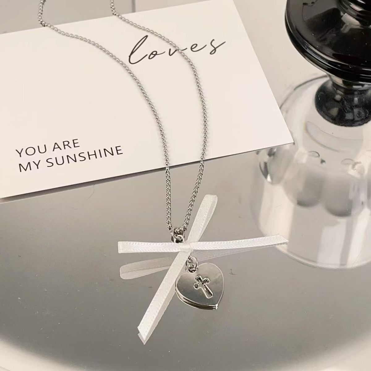 Lace Heart Cross Multi-layer Necklace Choker Accessories Women Clavicle Chain Light Luxury Niche High-end Feel_ipsvogv.com