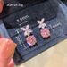 Cao Shichao's sparkling zircon versatile, luxurious, minimalist. They are adorned with and floral earrings_ipsvogv.com