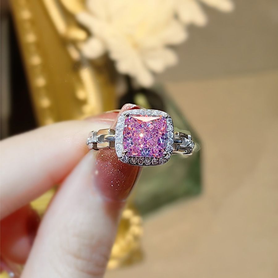 Light Luxury Cuban Chain Inlaid With High Carbon Ice Flower Cut Ring, High-end Feeling, Radian Pink Diamond Colorful_ipsvogv.com