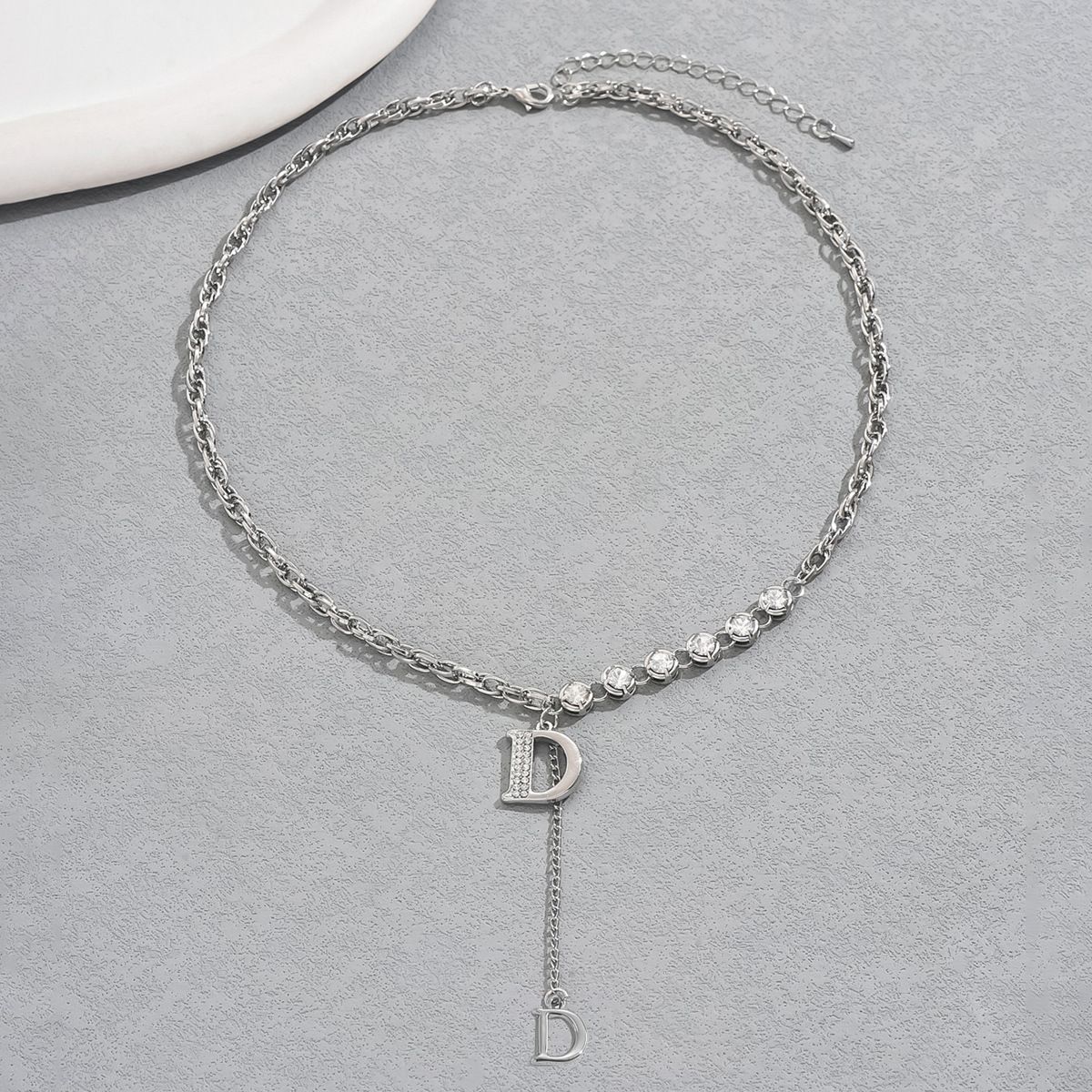 Sweet Small Fresh Ladies Necklace Personality English Letters Niche Design Clavicle Chain Inlaid Zircon Necklace_ipsvogv.com