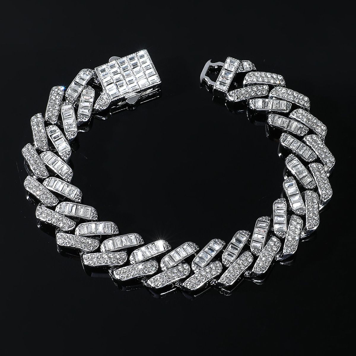 Hip Hop Full Diamond Spring Buckle 15mm Cuban Chain Necklace Personalized Street Dance Motorcycle Men's Cool Accessories_ipsvogv.com