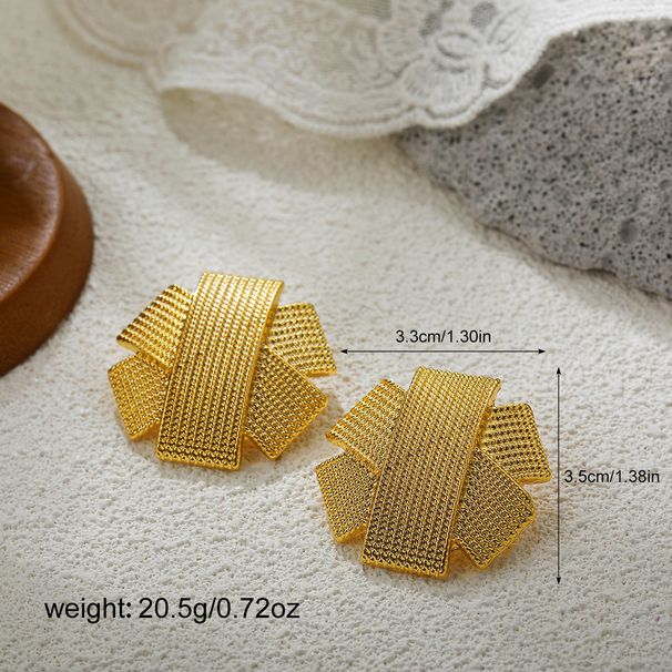 Unisex Retro Exaggerated Earrings Design Gold Plated Elegant Earrings Firework Shaped Vintage Earrings_ipsvogv.com