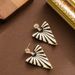 Fashionable Diamond Studded Zircon Drip Oil Inverted Triangle Zebra Pattern For Women With A Sense Of Luxury And_ipsvogv.com