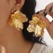 E13239ZA 3D Flower Earrings, Fashionable Commuter, High End, Metallic Stripe Earrings_ipsvogv.com