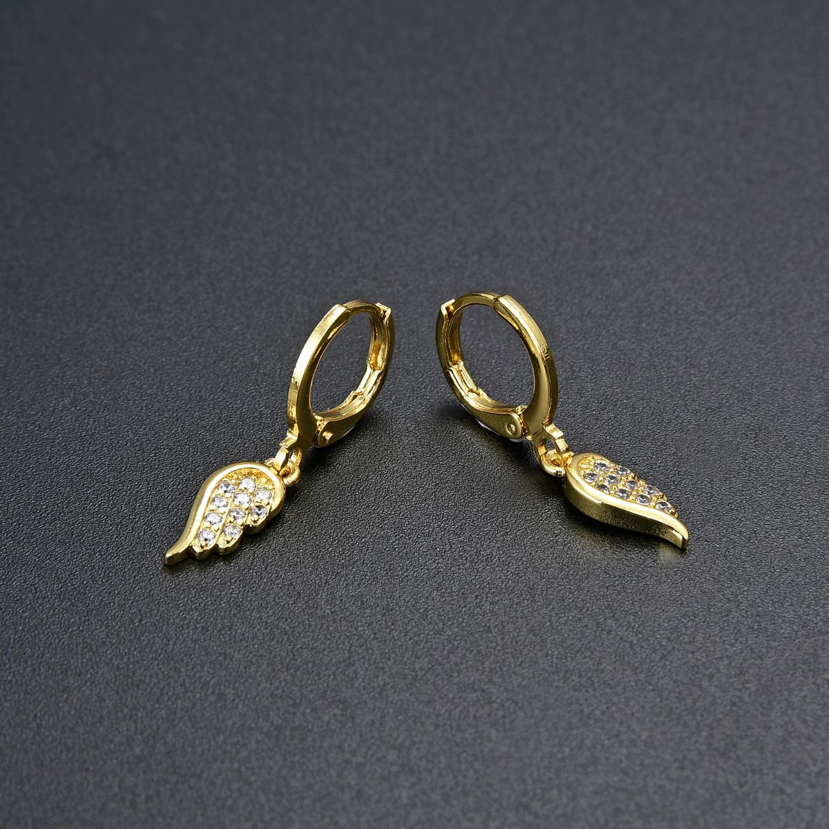 Unisex Fashion Simple Earrings Inlaid With Diamonds And Zircon CZ Angel Wings Earrings Net Celebrity Temperament Design Earrings For Women_ipsvogv.com