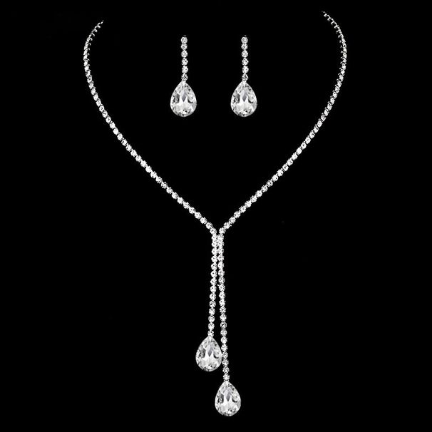 Women’s Jewelry Set Fashion Simple Jewelry Water Drop Shiny Wedding Claw Chain Diamond Dinner Set Necklace Earrings Bride Four Piece Set_ipsvogv.com
