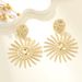 Creative Personality Fashion Metal Line Exaggerated Radiant Temperament Earrings Studs For Women_ipsvogv.com