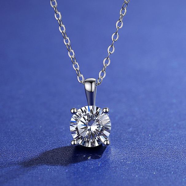 Moissanite Pendant Sterling Silver Fashion Simple Four Claw 2ct Single Diamond Pendant Versatile Clavicle Chain_ipsvogv.com