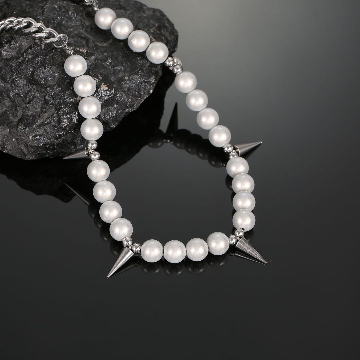 Hip Hop Punk Spliced Reflective Bead Rivet Necklace Women's Trendy Couples Versatile Hoodie Chain for Men_ipsvogv.com