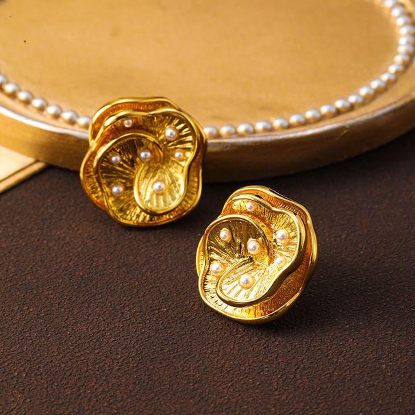 French style small fragrant mountain camellia pearl with silver needles, high-end earrings, women's light luxury_ipsvogv.com