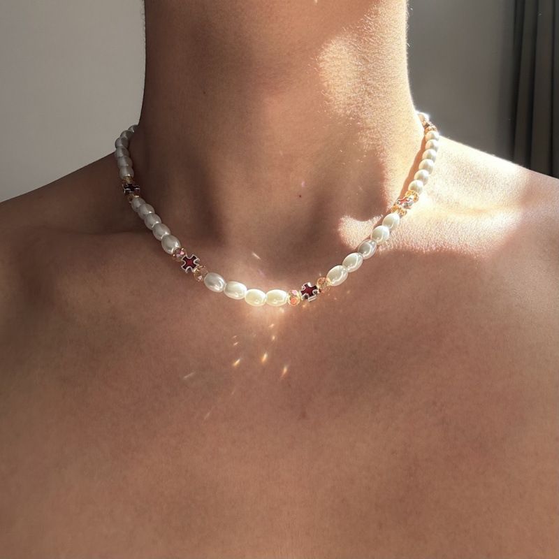 Red Cross Collarbone Chain, Men's High-end Feel, Colorful Niche Design Accessories, Pearl Necklace, Versatile And Trendy_ipsvogv.com