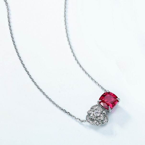 Rose red corundum necklace female S925 silver inlaid colored gem clavicle chain light luxury fashion_ipsvogv.com