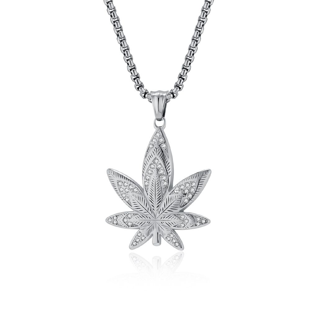HIPHOP jewelry titanium steel plated K gold diamond maple leaf pendant necklace autumn and winter niche sweater chain_ipsvogv.com