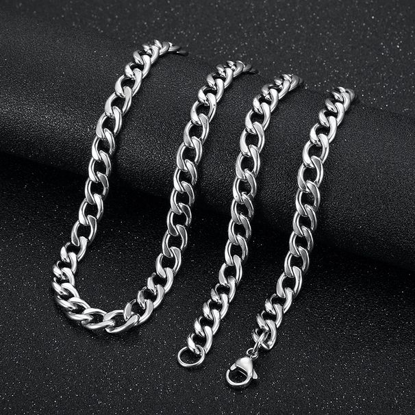 New Hip-Hop Jewelry Titanium Steel Gold-Plated Diamond-Studded Tiger Head Bottle Opener Pendant Necklace_ipsvogv.com